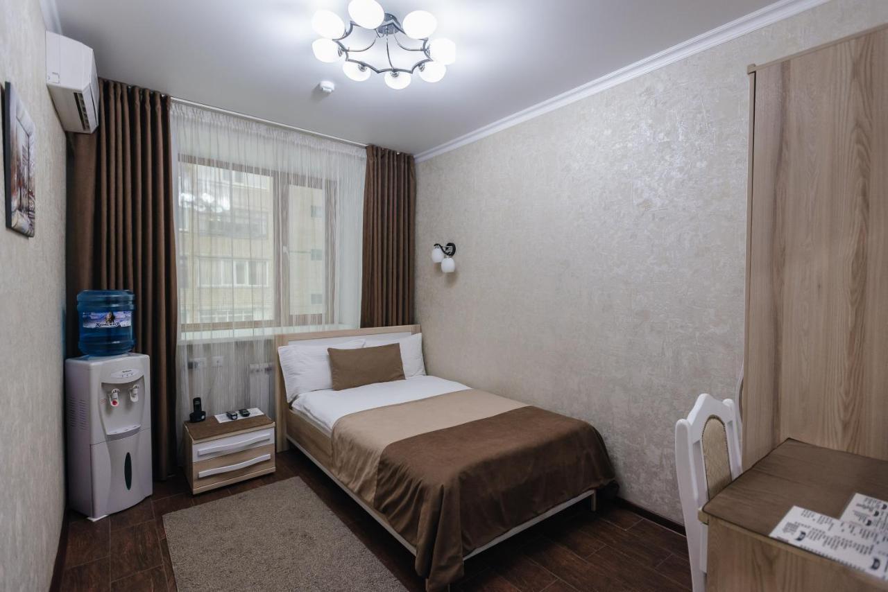 Altyn Adam Hotel Petropavlovsk Esterno foto